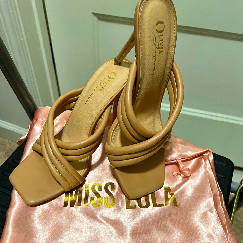 Cream Mule Pumps